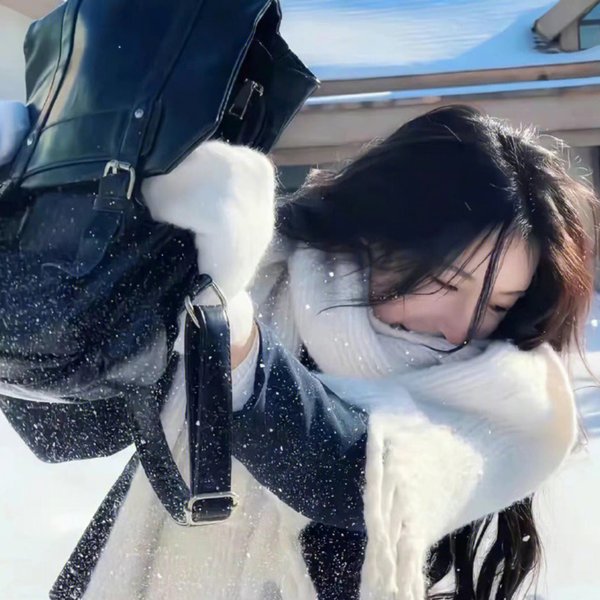小龙虾游山庄海报